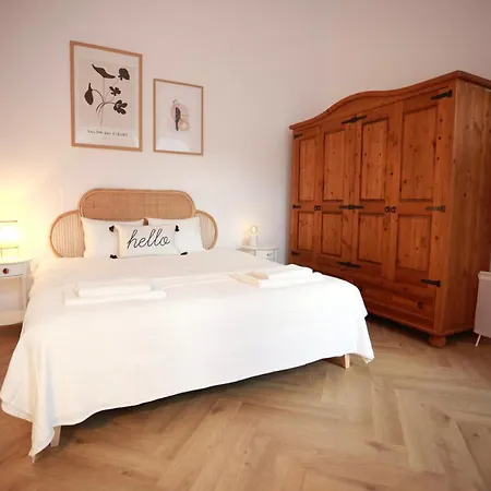 קלוז'-נאפוקה Patru Apartment מראה חיצוני תמונה
