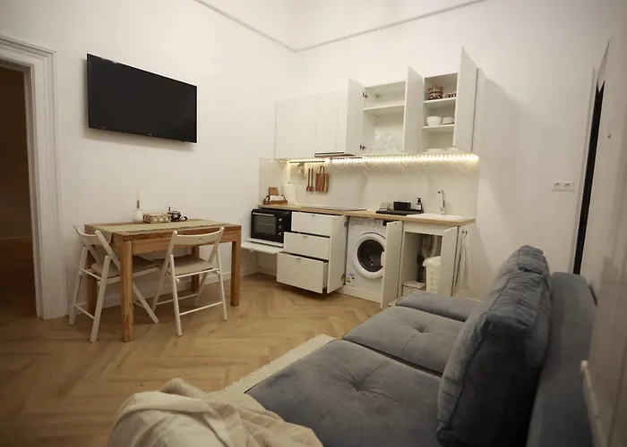Patru Apartment